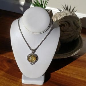 GUC| Antique Rose Pendant Necklace